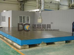 鑄鐵鉚焊平板，大型鉚焊平板 (鉚焊平板 ,鑄鐵鉚焊平板,大型鉚焊平板 )